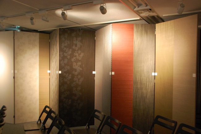 日本の美しい情景溢れる壁紙トミタ Hana 萩叢 クロス壁紙 輸入壁紙 施工リフォームは 名古屋市のツカサディザインコマース